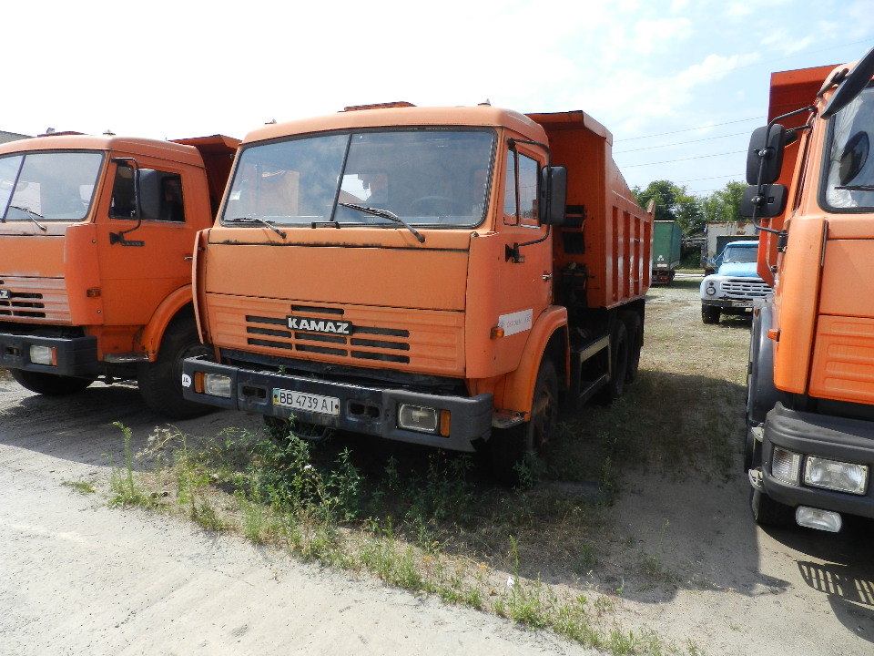 Вантажний автомобіль: КАМАЗ 65115, (самоскид), помаранчевого кольору, державний номер ВВ4739АІ, 2003 р. в., VIN - X1F65115C30001229
