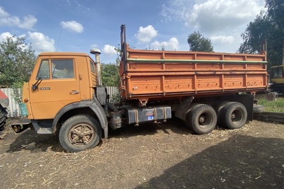 Вантажний автомобіль: КАМАЗ 55102, помаранчевого кольору, 1986 р.в., ДНЗ: 07624АР, номер шасі VIN: XTC0605320C025473