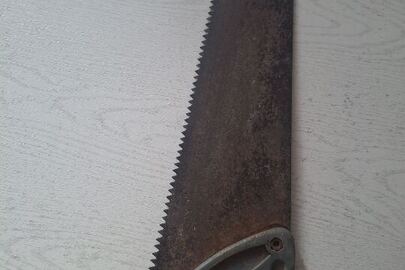 Конфісковане майно за рішенням суду ручна пилка, стан майна б/в