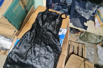 Сарафан жіночий з натуральної шкіри, виробництво Туреччина, у кількості 17 шт., без ознак використання