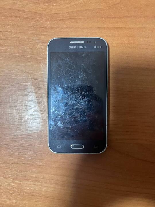 Мобільний телефон марки Samsung чорного кольору IMEI 1: 357932066419899/01, IMEI 2: 357933066419897/01, б/в