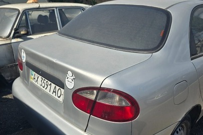 Автомобіль марки DAEWOO моделі LANOS, 2006 року випуску, реєстраційний номер АХ3591АО, VIN № SUPTF69YD6W295467, категорія КТЗ: легковий, СЕДАН-В, колір кузова: сірий