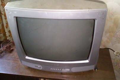 Телевізор LG  модель RT20CA75M 