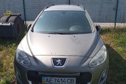 Легковий автомобіль марки PEUGEOT, модель 308, 2012 року випуску, VIN-VF34E9HJCBS353088, номерний знак АЕ7414СВ