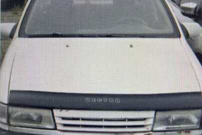 Легковий автомобіль марки OPEL, модель VECTRA, 1992 року випуску, VIN-W0L000087NV257677, номерний знак АЕ5546ІМ