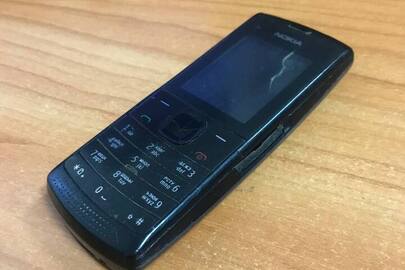 Мобільний телефон "Nokia" Х1-01 б/в