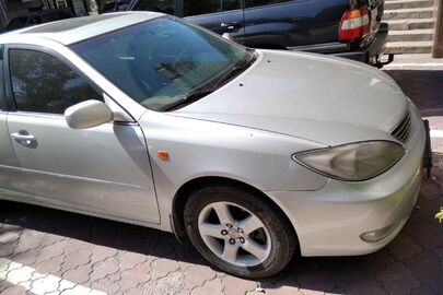 Легковий автомобіль марки TOYOTA моделі CAMRY, 2003 рік випуску, д.н.з. АЕ0772МІ, VIN: JTDBF30K400123553