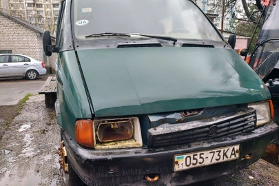 Транспортний засіб ГАЗ 2705, 1998 року випуску, державний реєстраційний номер 05573КА, VIN: Y7D270500W1003656, колір синій згідно документів, на сьогоднішній день колір зелений
