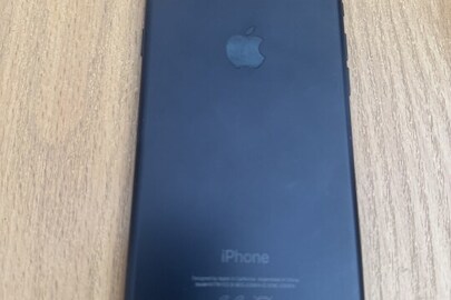 Конфіскація майна за рішенням суду: Мобільний телефон "Apple",модель "Iphone7", ІМЕІ 353842088728751, чорного кольору, б/в