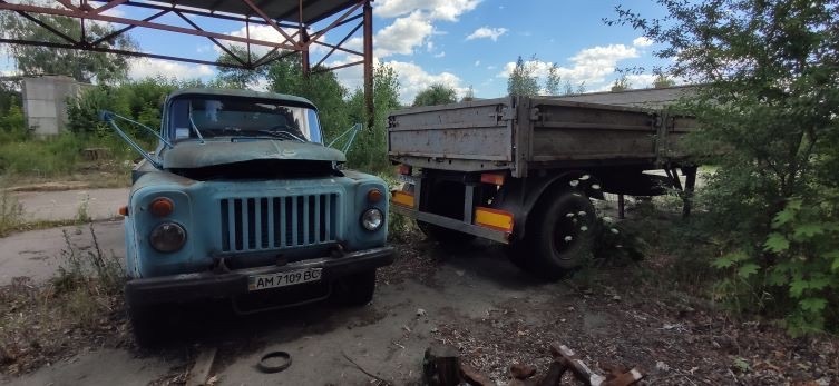 Транспортний засіб: ГАЗ 5312, цистерна харчова - С, 1990 року випуску, колір – синій, VIN: ХТН531200L1248668, номер державної реєстрації: АМ7109ВС