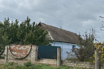  Конфісковане майно за рішенням суду:житловий будинок з господарськими будівлями та спорудами (Частка 1/1), загальною площею 92,4 кв. м. за адресою: Миколаївська область, Баштанський район, м. Баштанка, вулиця Миколи Аркаса, 82