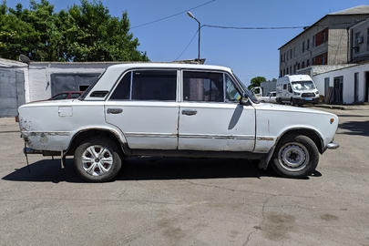  Легковий автомобіль  марки ВАЗ, модель: 21013,  1985 рік випуску, VIN: XTA210130F4637707, ДНЗ АЕ9608ІН
