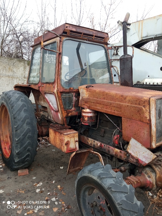 Трактор ЛТЗ-60АВ, червоного кольору,  ДНЗ: 9776