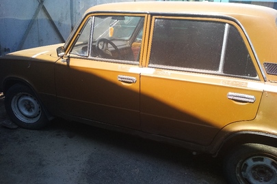 Автомобіль марки ВАЗ, модель 21011, 1978 року випуску, VIN: XTA21011082598746, реєстраційний номер АЕ4613ОМ