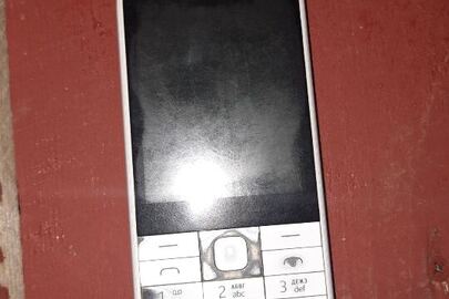 Мобільний телефон "Nokia RM-1011"