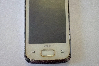 Мобільний телефон "Samsung duos GТ-S6120", ІМЕІ1:359828/04/509309/4 , ІМЕІ2: 359829/04/509309/2, з акумуляторною батареєю
