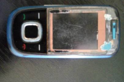 Телефон марки Nokia 2680