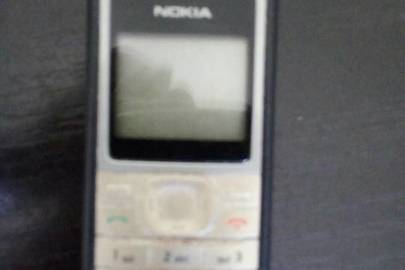 Телефон марки Nokia 1200