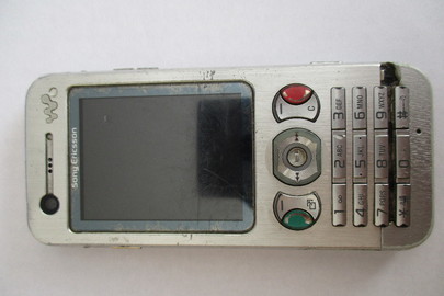 Мобільний телефон марки Sony Ericsson