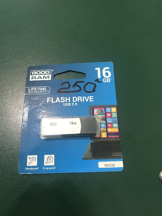 Флешка Goodram (16gb)