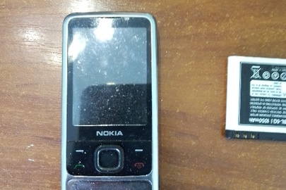 Мобільний телефон марки "NOKIA" модель 6700с-1