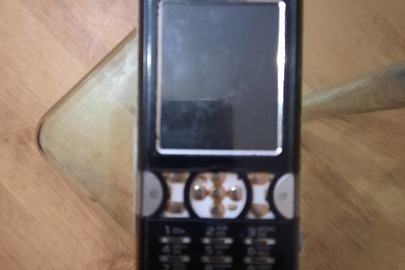Мобільний телефон марки “Sony Ericsson”, б/в