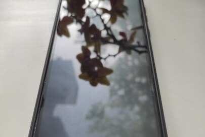 Мобільний телефон марки "Samsung M-11", 1 шт., б/в