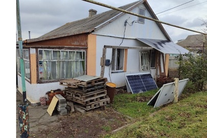 Житловий будинок площею 71,20 кв.м. та земельна ділянка кадастровий номер : 5123984700:02:001:0052, площею 0,25 га за адресою:  Одеська область, Роздільнянський район, с. Понятівка, вул. Садова, буд. 59