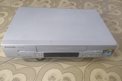 відеомагнітофон PANASONIC  модель NV-SJ500