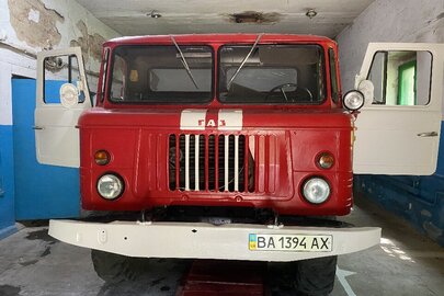 Пожежна машина АЦ/ГАЗ 66, 1984 р.в., ДНЗ ВА1394АХ, червоного кольору, № кузова: ХТН660000Т0356235