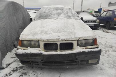 Колісний транспортний засіб: BMW 318, державний реєстраційний номер: CA8137AO(відсутній), номер шасі (кузова, рама): WBACA01040AC31955, 1995 року випуску