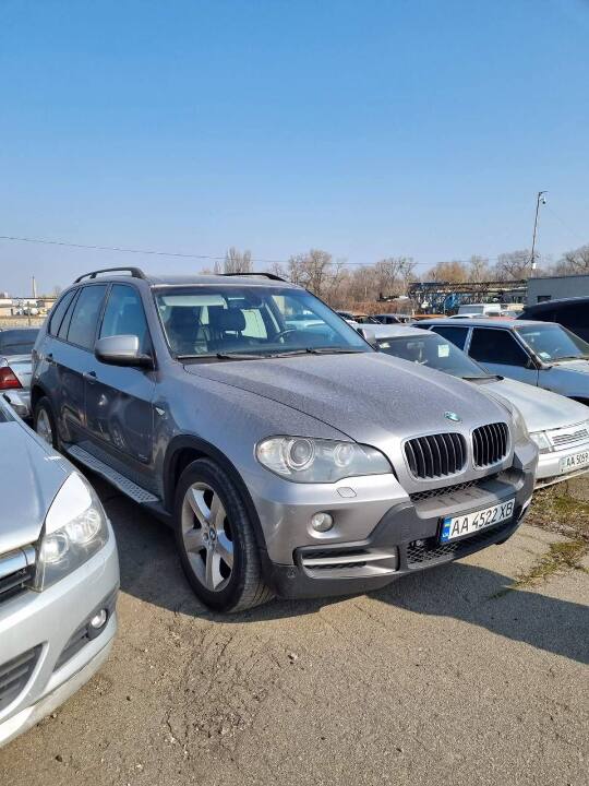 Легковий автомобіль BMW модель Х5, 2007 р.в., ДНЗ: АА4522ХВ, номер кузова: WBAFF41060L057765, колір: сірий