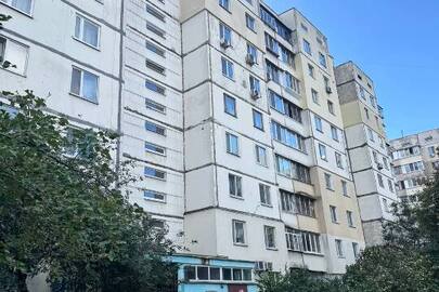 1/3 частина двокімнатної квартири загальною площею 50,9 кв.м, що розташована за адресою: м.Київ, вул.Архітектора Вербицького, буд.26, кв.199