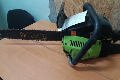 Конфісковане майно за рішенням суду: Бензопила марки  "PROCRAFT"  бувша у використанні