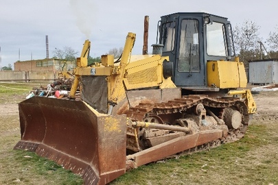 Трактор гусеничний (бульдозер), марки ТС-10, 2008 року випуску, жовтого кольору, державний номер АР06419, шасі (кузов, рама) №010