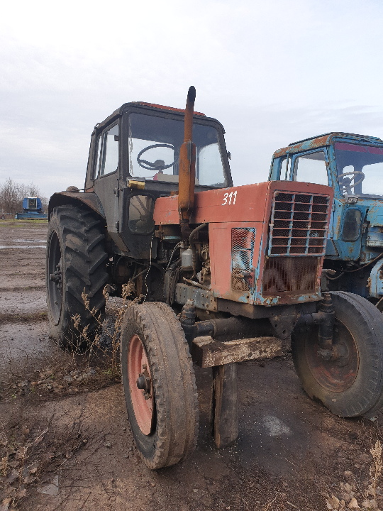 Трактор, марки МТЗ-80-1-22, державний номер 4819ЗЖ, 1998 року випуску, червоного кольору, шасі (кузов) №954032