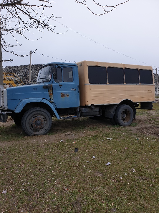 Вантажний автомобіль марки ЗІЛ, модель 433362, державний номер АР9976АС, 1997 року випуску, синього кольору, шасі (кузов, рама) XTZ433362V3435404