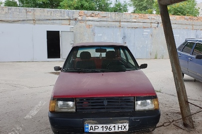 Легковий автомобіль, марки ЗАЗ, модель 1102, державний номер АР1961НХ, 1994 року випуску, червоного кольору, шасі (кузов) №XTE110206R0259720