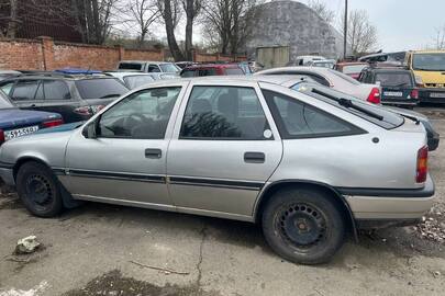 Легковий автомобіль OPEL VECTRA, державний номер АР8905СТ, 1990 р.в., сірого кольору, номер кузова W0L000089L1245147