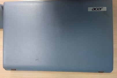 Ноутбук марки "Acer" aspire 5250-E302G32Mikk s/n:LXRJY0C0361450DD241601, в комплекті із зарядним пристроєм та мишкою «Logitach», б/в