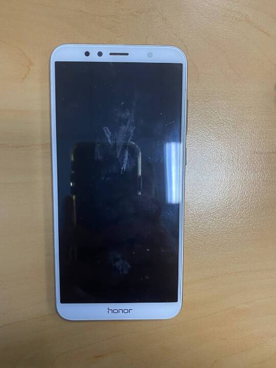Мобільний телефон, HONOR 7C б/в