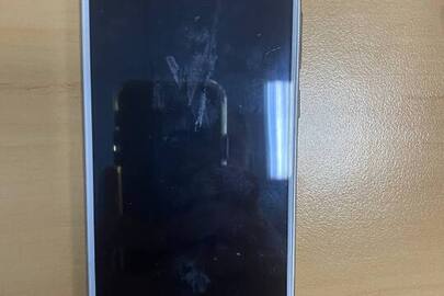 Мобільний телефон, HONOR 7C б/в