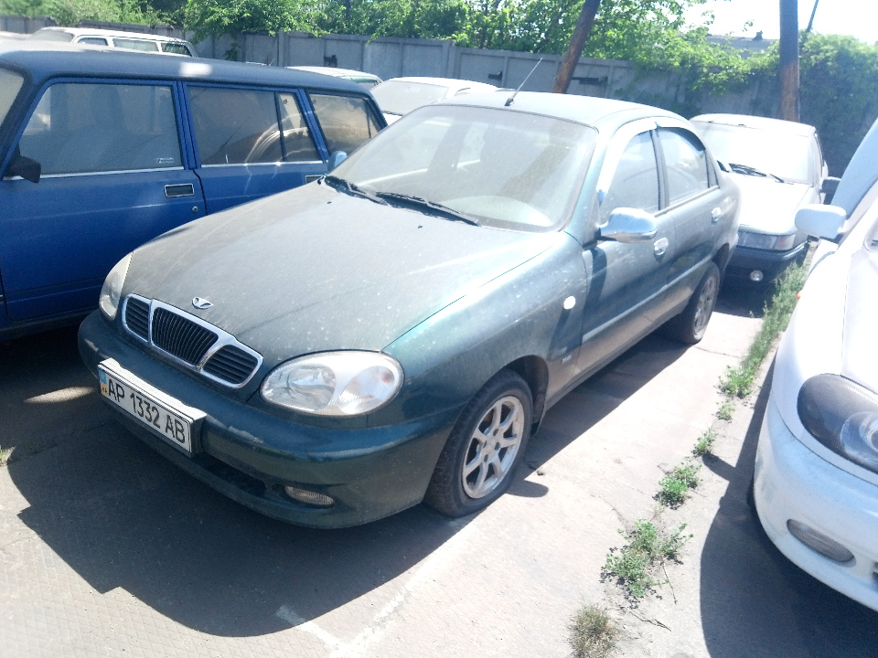 Легковий автомобіль DAEWOO LANOS, державний номер АР1332АВ, зеленого кольору, 2004 року випуску, кузов №SUPTF69YD4W209817
