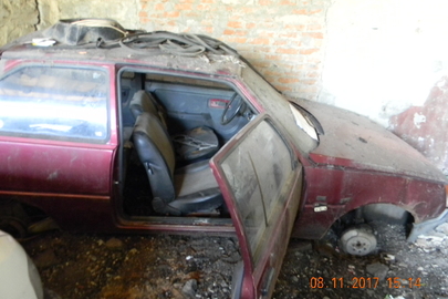 Легковий автомобіль ЗАЗ 110206, 1999 року випуску, червоного кольору, державний номер 20746НР, № кузову Y6D110206X0361067