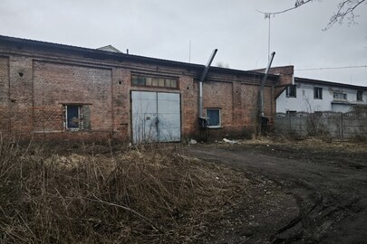 1/2 частина нежитлового приміщення загальною площею 492.40 кв.м за адресою Чернігівська обл., м. Чернігів, провулок Самоквасова Дмитра,  7