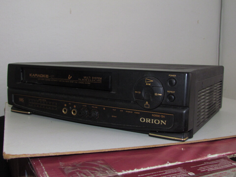 Відеомагнітофон марки “ORION”, виробництва JAPAN, у робочому стані
