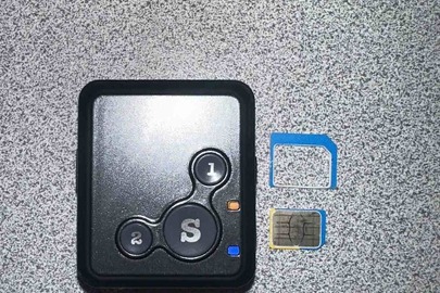 Конфісковане майно за рішенням суду: GPS- трекер, моделі "RF-V 16", сірого кольору, 1 шт., б/в
