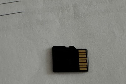 Конфісковане майно за рішенням суду: флеш-карта, марки "TEAMGROUP" об'ємом пам'яті на 16GB,чорного кольору, 1 шт, б/в