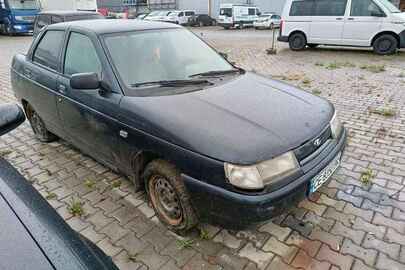 Конфіскація майна за рішенням суду: колісний транспортний засіб ВАЗ, модель 21104-125-51, номерний знак CE8350BK, 2006 року випуску, чорного кольору, номер кузова XTA21104071025343