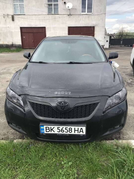 Автомобіль легковий TOYOTA CAMRY, 2008 року випуску, чорного кольору, реєстраційний номер ВК5658НА, ідентифікаційний номер (VIN): JTNBK40K703042476